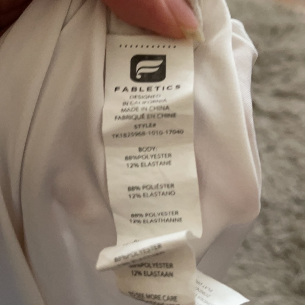 Fabletics Workout Muscle Tee View 3